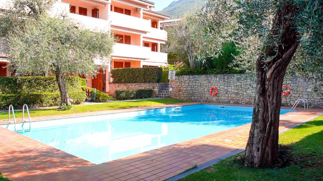 Ulivi Beth'S House Lägenhet Brenzone sul Garda Exteriör bild