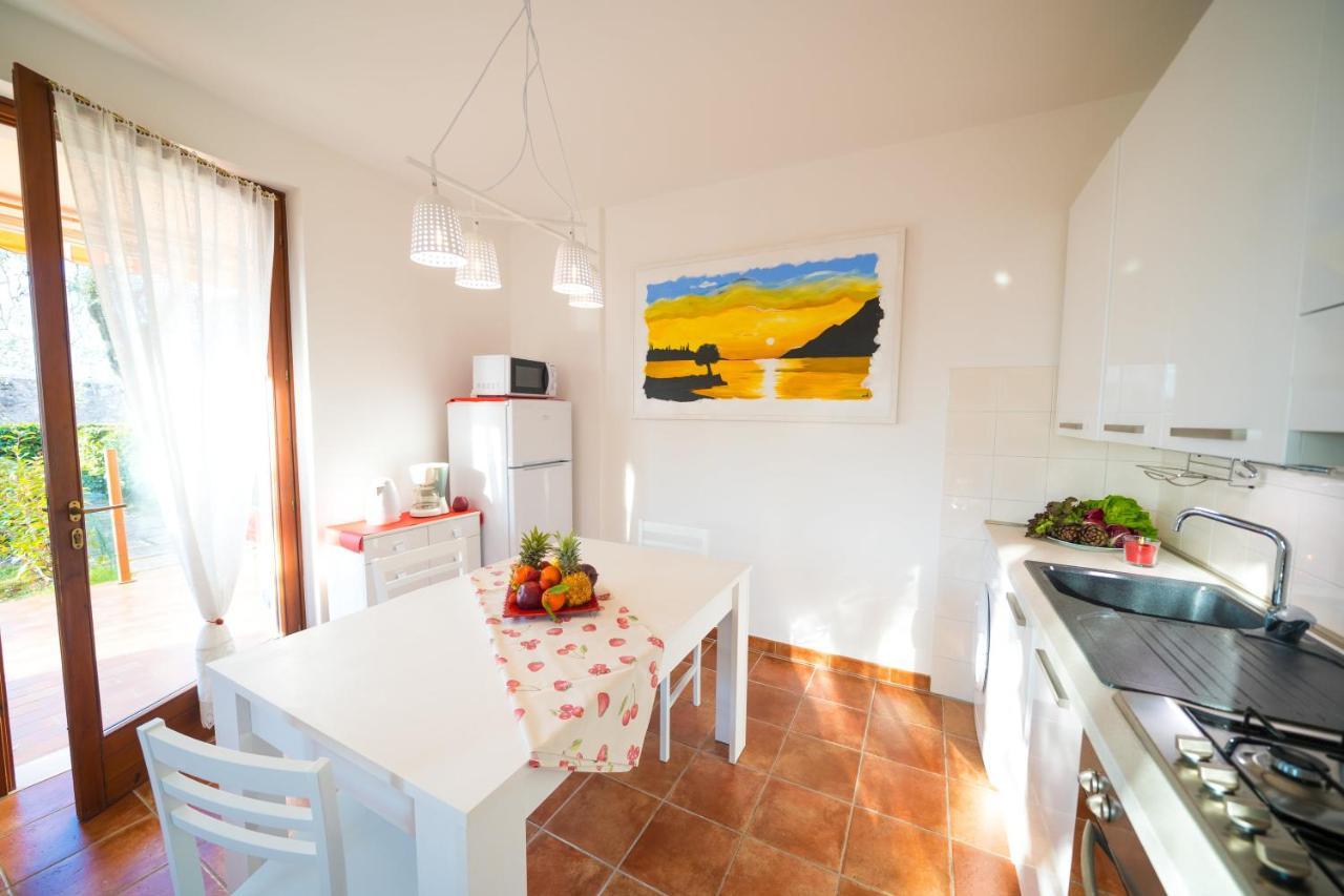 Ulivi Beth'S House Lägenhet Brenzone sul Garda Exteriör bild